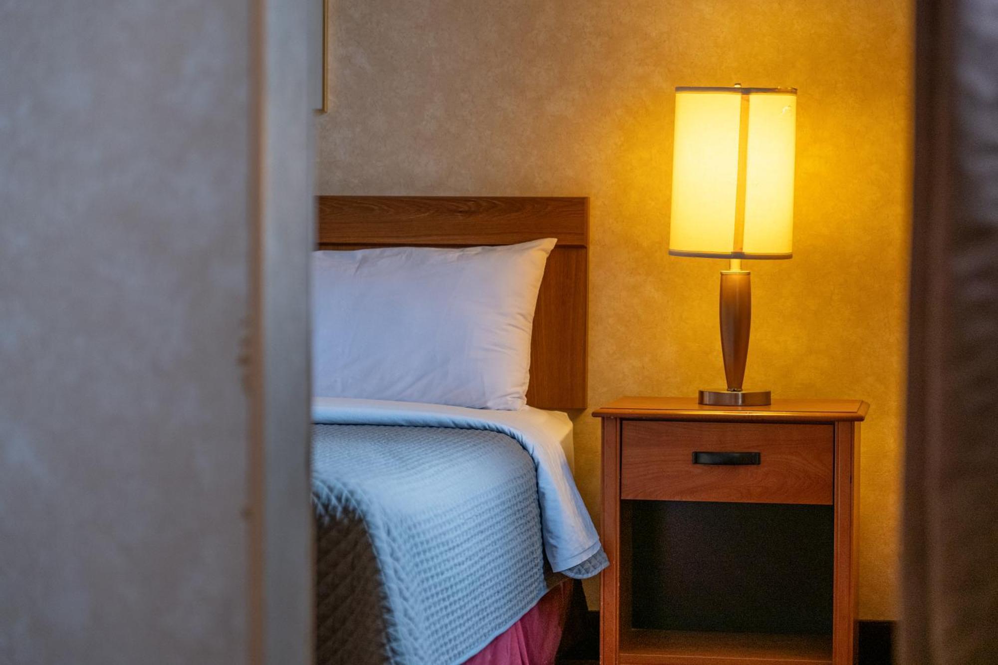 Royal Inn & Suites Γκελφ Εξωτερικό φωτογραφία