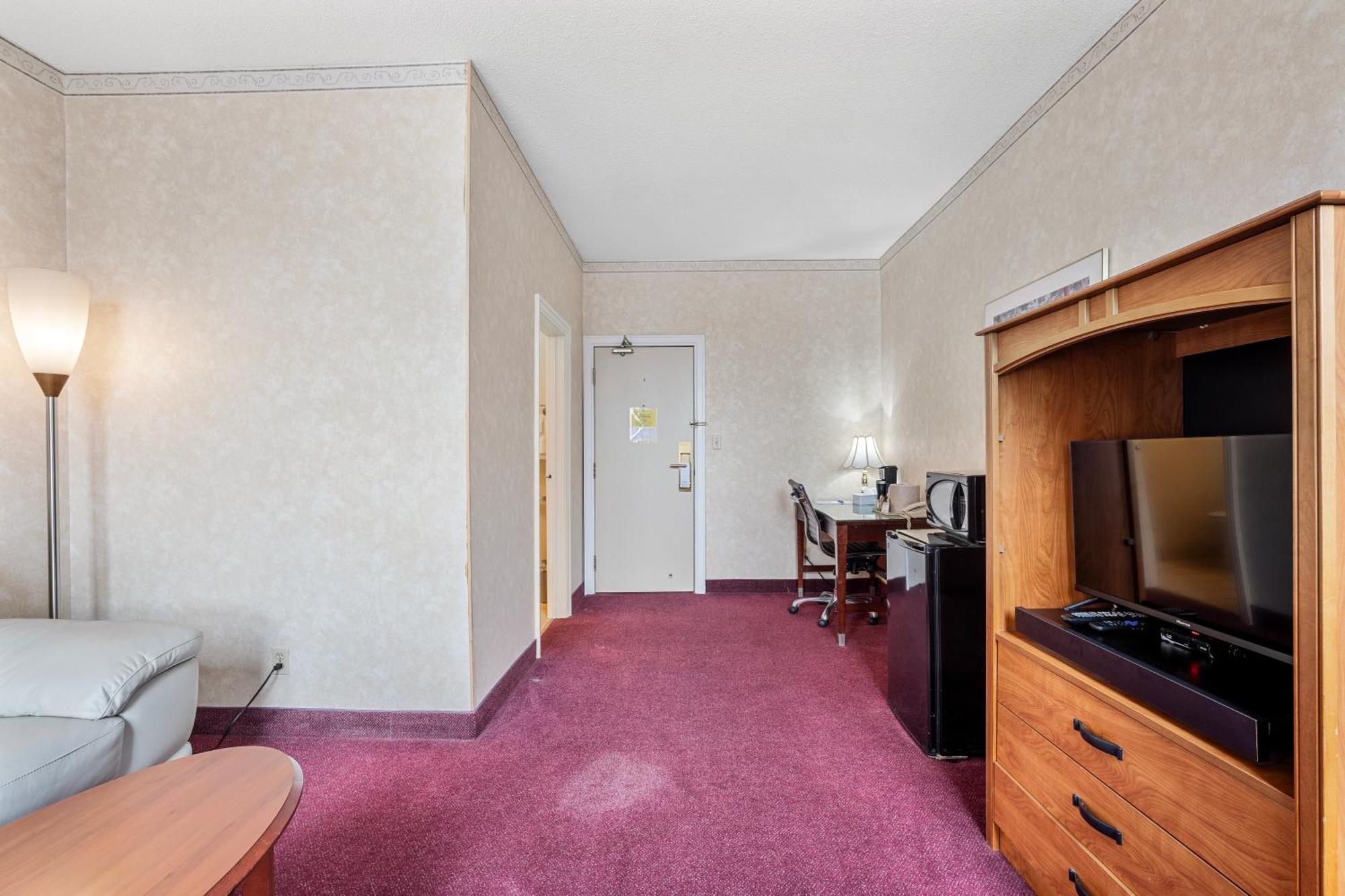 Royal Inn & Suites Γκελφ Εξωτερικό φωτογραφία