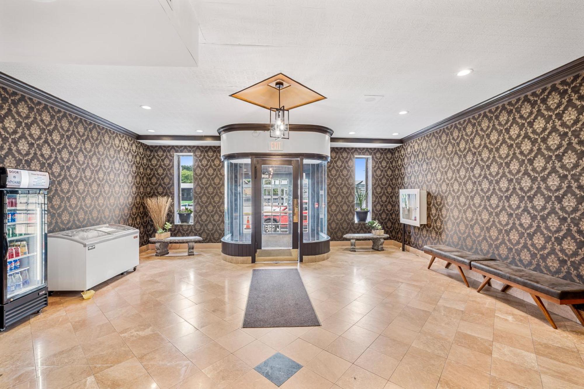 Royal Inn & Suites Γκελφ Εξωτερικό φωτογραφία